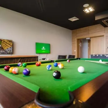 Niva Z Basenem I Sauna 200m Od Morza